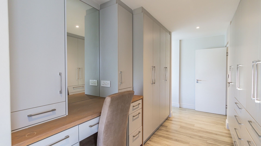 6 Bedroom Property for Sale in Myburgh Park Western Cape